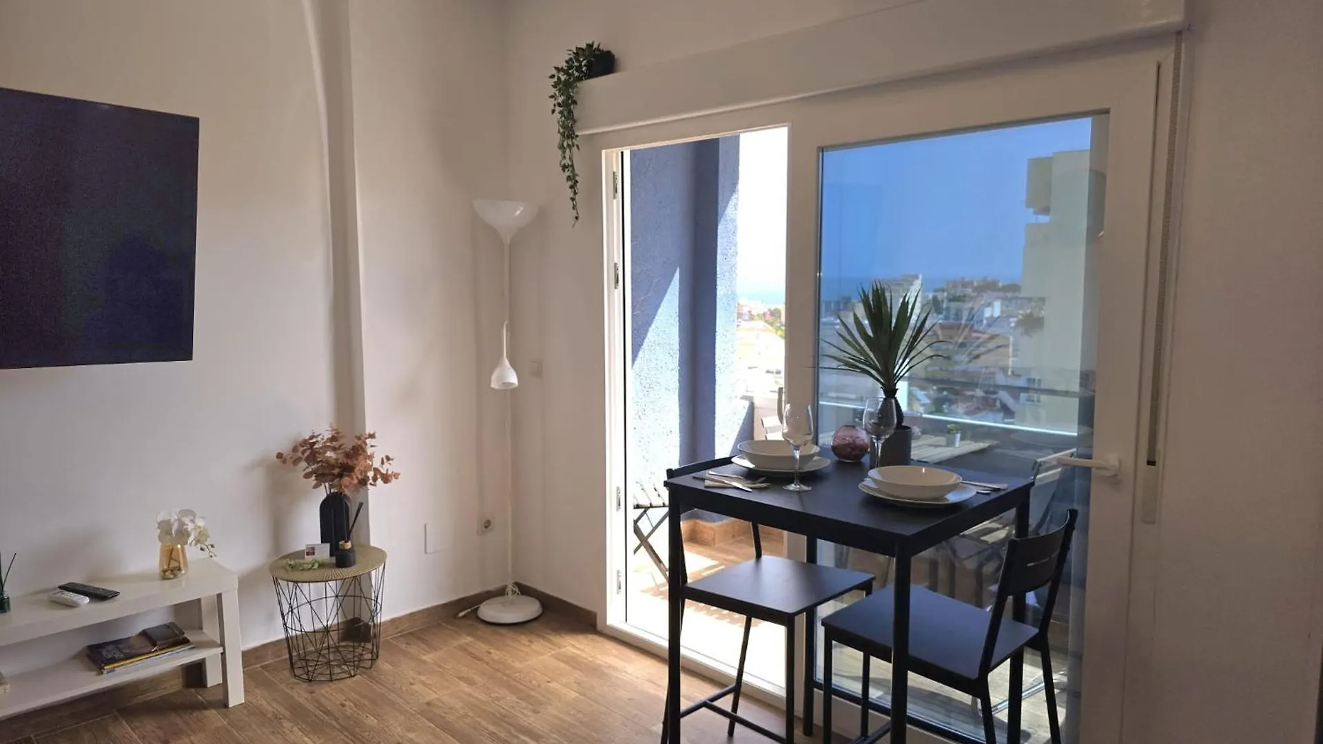 Bellevue Sea View Apartment By Namaste Elite Torremolinos